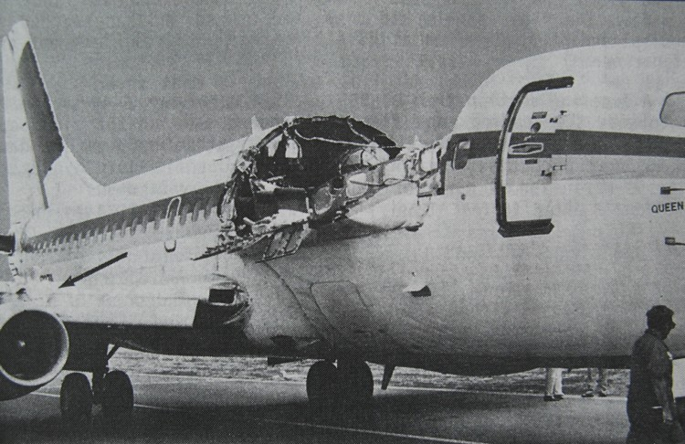 Soubor:Aloha Airlines Flight 243 fuselage.png