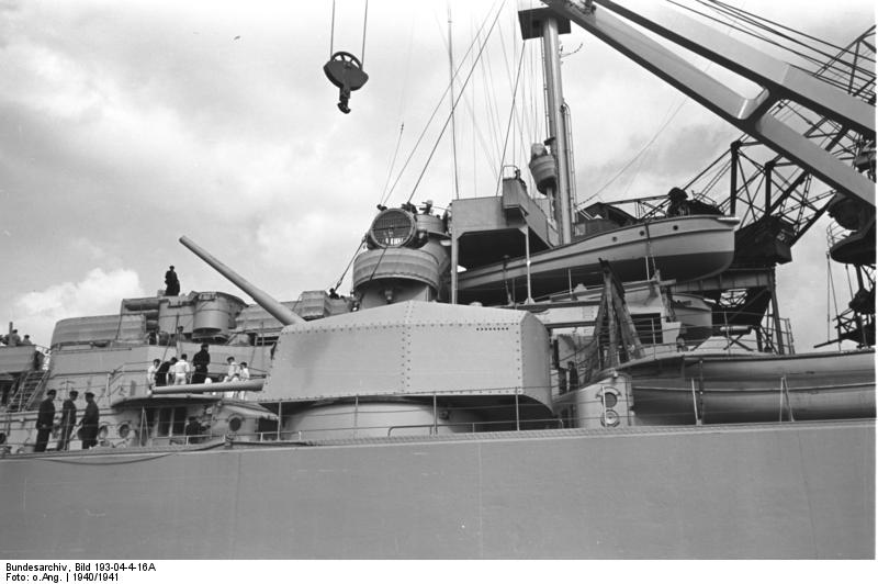 Soubor:Bundesarchiv Bild 193-04-4-16A, Schlachtschiff Bismarck.jpg