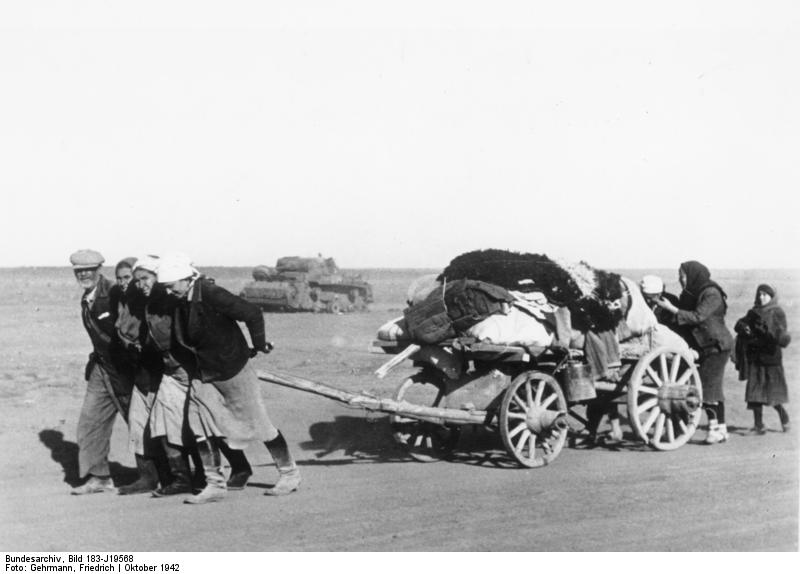 Soubor:Bundesarchiv Bild 183-J19568, Bei Stalingrad, russische Flüchtlinge.jpg