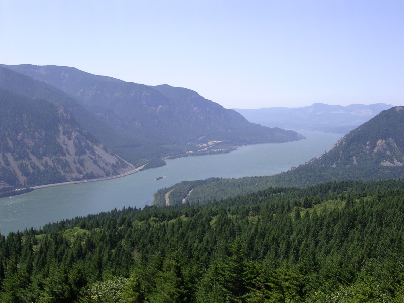 Soubor:ColumbiarivergorgeJRH.jpg