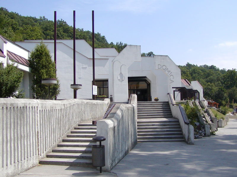 Soubor:Domica - areal.jpg