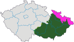 Morava a České Slezsko, a odchylné hranice moravské a české církevní provincie.png