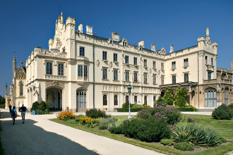 Soubor:Lednice Valtice 01.png