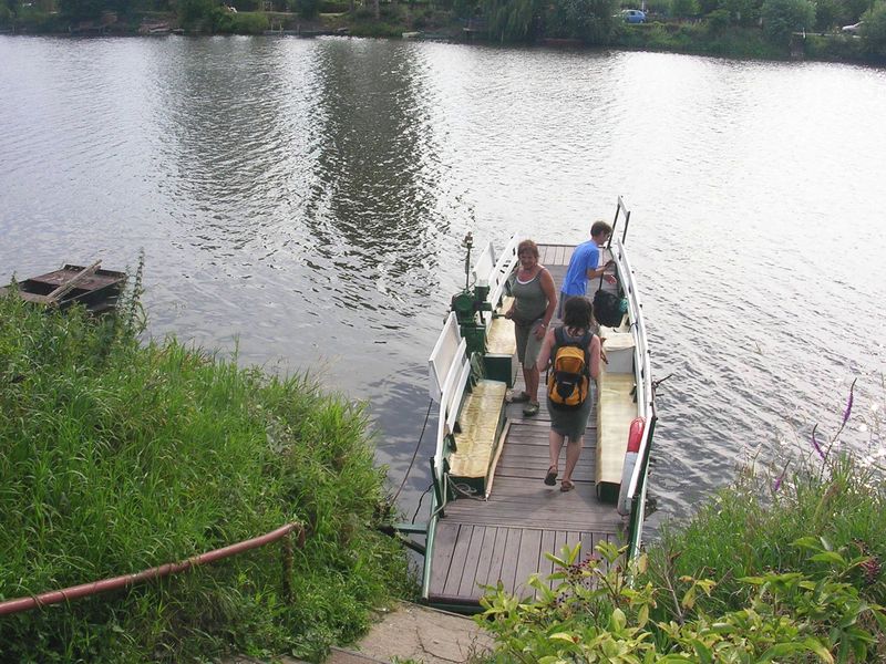 Soubor:Přístaviště Kazín.jpg