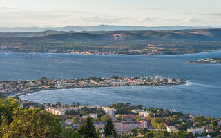 Barrou Neighbourhood, Étang de Thau, Sète 01.jpg
