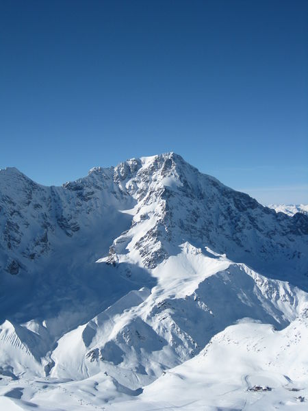 Soubor:Ortler von der Madritschspitze.JPG