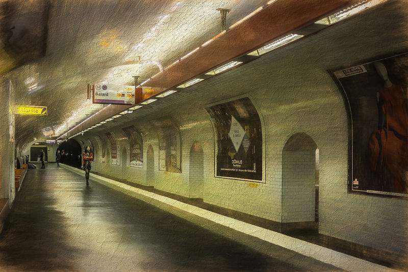 Soubor:Paris, metro Balard-LMFlickr.jpg