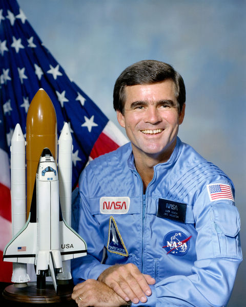 Soubor:Charles Veach.jpg